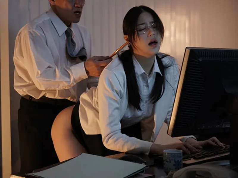 sex hoa hậu thùy tiên,yandere sex,sex diaary Cô nhân viên thiếu thốn "tình cảm" và tên quản lý già dê cụ